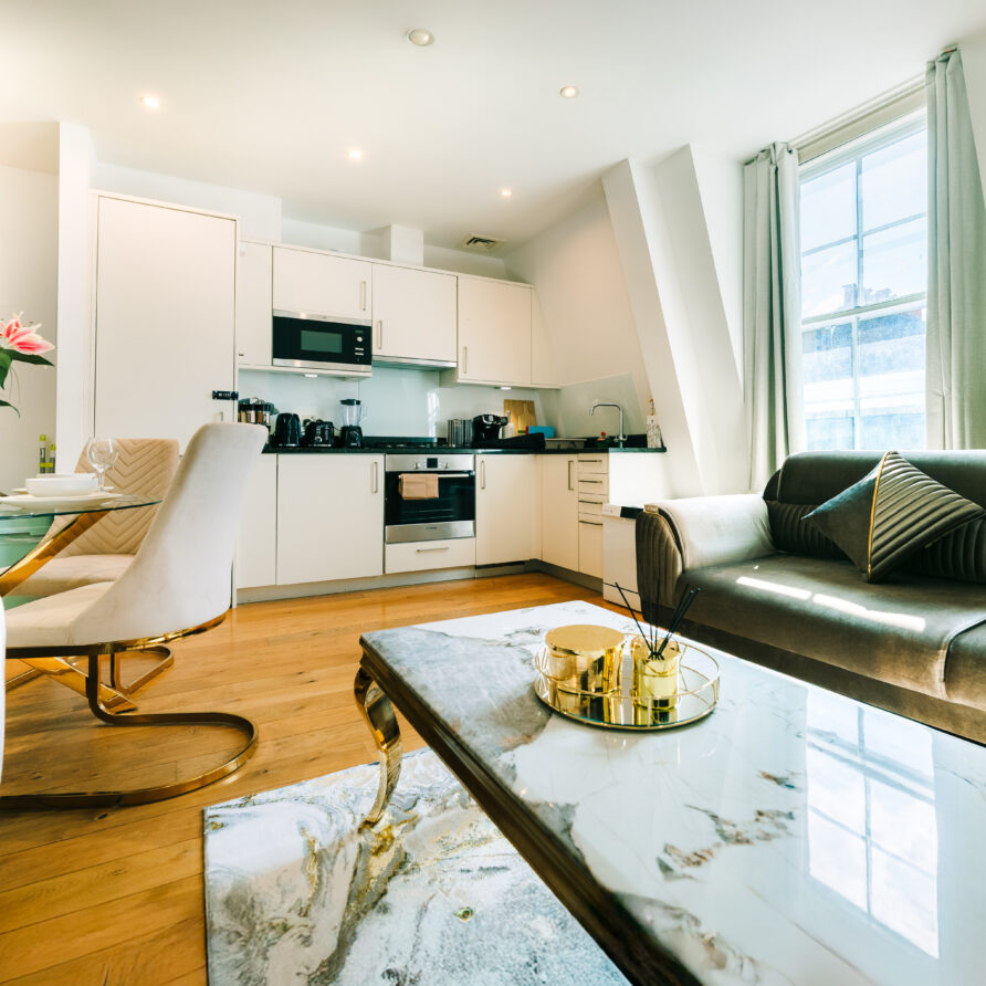 LUX Flat Central London | 3 Min to Holborn Station
